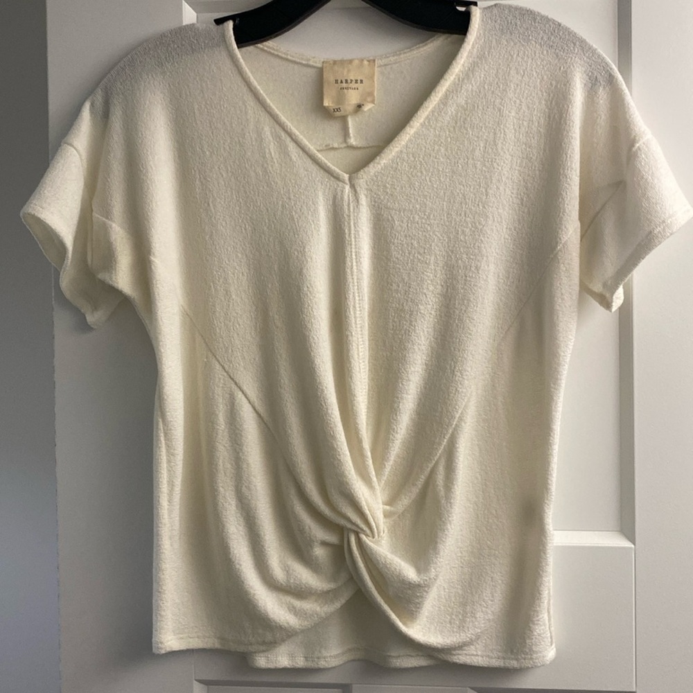 Cute off white top